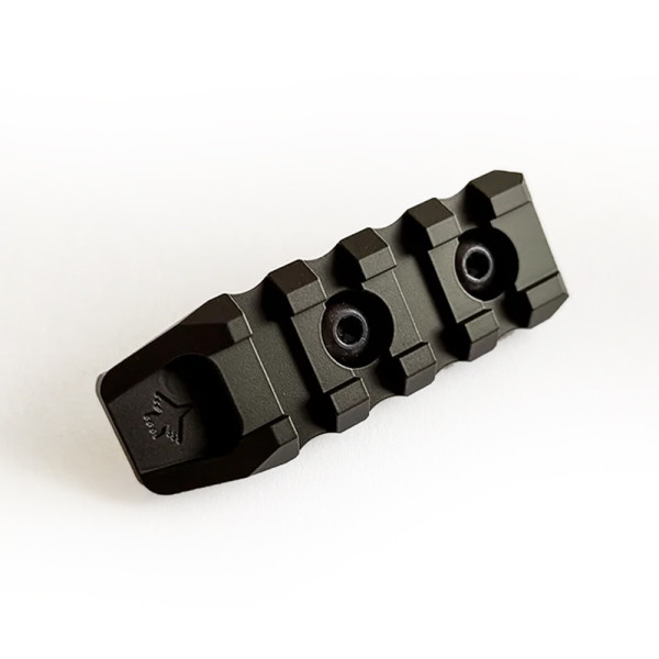 КРУК РЕЙКА ПІКАТІННІ НА 4 СЛОТИ ІЗ КРІПЛЕННЯМ СТАНДАРТУ M-LOK BLACK