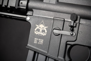 EVOLUTION M4 RECON S10 SILENT OPS CARBONTECH BLACK HS1334