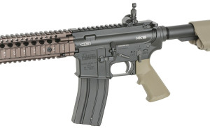 EMG АВТОМАТ ГАЗОВИЙ DANIEL DEFENSE MK18 GAS BLOW-BACK HS2605