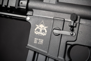 EVOLUTION СТРАЙКБОЛЬНИЙ АВТОМАТ M4 RECON S 14.5 CARBONTECH HS0741