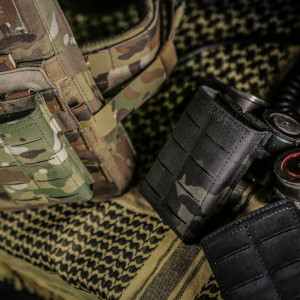 EMERSON ПОДСУМОК ДЛЯ МАГАЗИНА AK BLACK MULTICAM EM6381MCBK