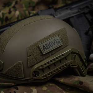 НАШИВКА ГРУППА КРОВИ AB(IV) RH(-) PVC 25Х60 OLIVE