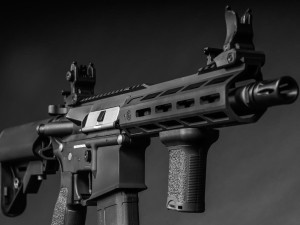 EVOLUTION СТРАЙКБОЛЬНЫЙ АВТОМАТ RECON S EMR EH28AR HS2683