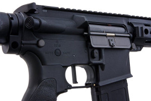 NOVRITSCH СТРАЙКБОЛЬНЫЙ АВТОМАТ SSR4 POLYMER AEG GEN2 HS2759