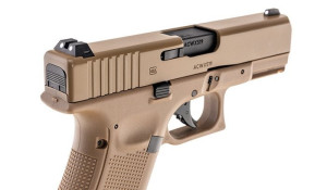 UMAREX ПИСТОЛЕТ GLOCK 19X GREEN GAS HS0379