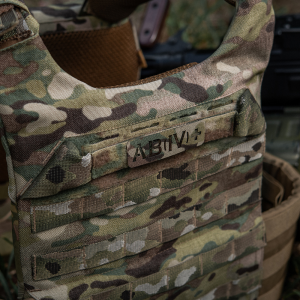 M-TAC НАШИВКА ГРУППА КРОВИ AB (IV) + СКВОЗНАЯ LASER CUT 25Х80 MULTICAM