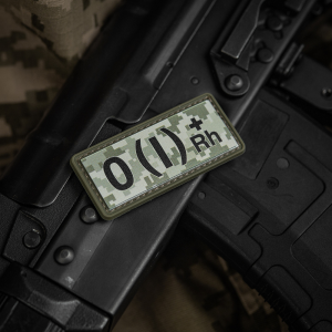 НАШИВКА ГРУПА КРОВІ O(I) RH(+) PVC 25Х60 MM14