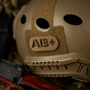 M-TAC НАШИВКА ГРУППА КРОВИ AB+ СКВОЗНАЯ LASER CUT COYOTE