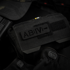 M-TAC НАШИВКА ГРУППА КРОВИ AB (IV) - СКВОЗНАЯ LASER CUT 25Х80 BLACK
