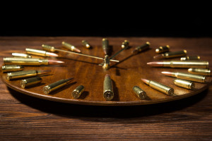 GUN AND FUN ЧАСЫ НАТО ИЗ ОТСТРЕЛЯННЫХ ГИЛЬЗ И ПУЛЬ