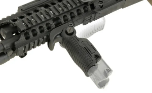 FMA СКЛАДНА ТАКТИ4НА ПЕРЕДНЯ РУКОЯТКА TB192(006638)