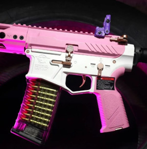 G&G СТРАЙКБОЛЬНАЯ ШТУРМОВАЯ ВИНТОВКА CM16 STEALTH 556 TAFFY PINK 34237